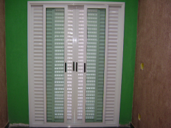 portas-e-balcoes-em-aluminio